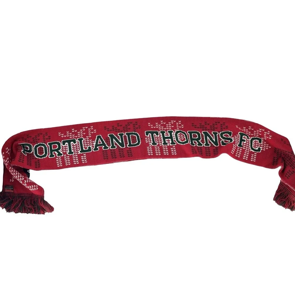 Portland Thorns FC Soccer Scarf Ruffneck Red Green Knit Fringed Fan MLS 66